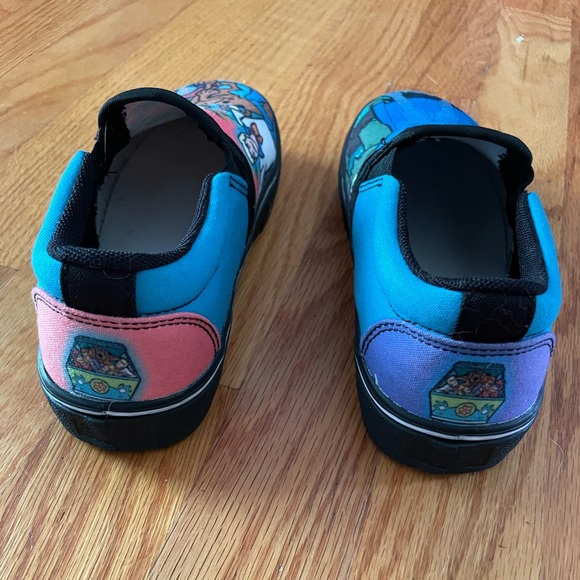 Unisex kid scooby doo slip ons - Picture 4 of 4